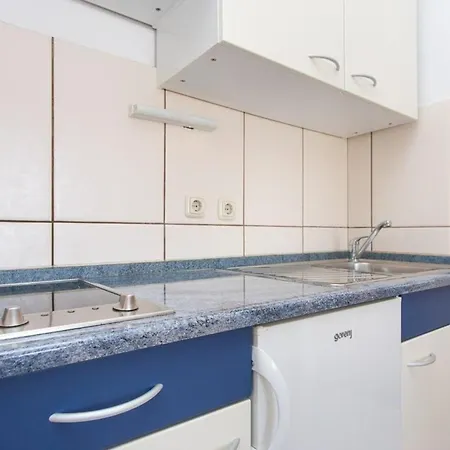 Fuer 2 Personen 1 Kind Ca 32 Qm In Baska, Kvarner Bucht Krk - B59576 *