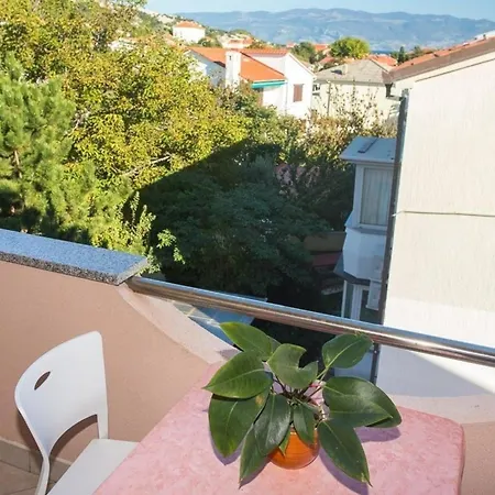 Fuer 2 Personen 1 Kind Ca 32 Qm In Baska, Kvarner Bucht Krk - B59576 باشْكا
