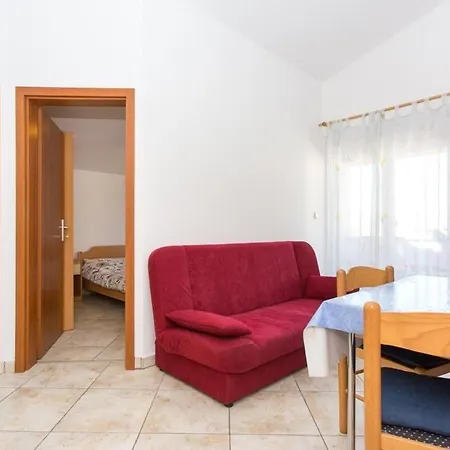 Fuer 2 Personen 1 Kind Ca 32 Qm In Baska, Kvarner Bucht Krk - B59576